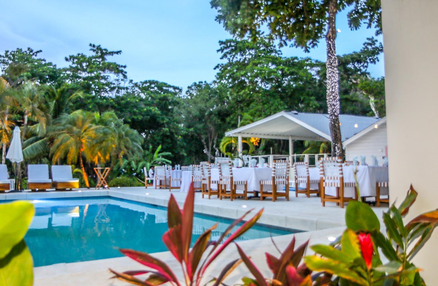 Luna Beach Luxury Boutique Beach Front Resort Jobs Bight Eksteriør bilde